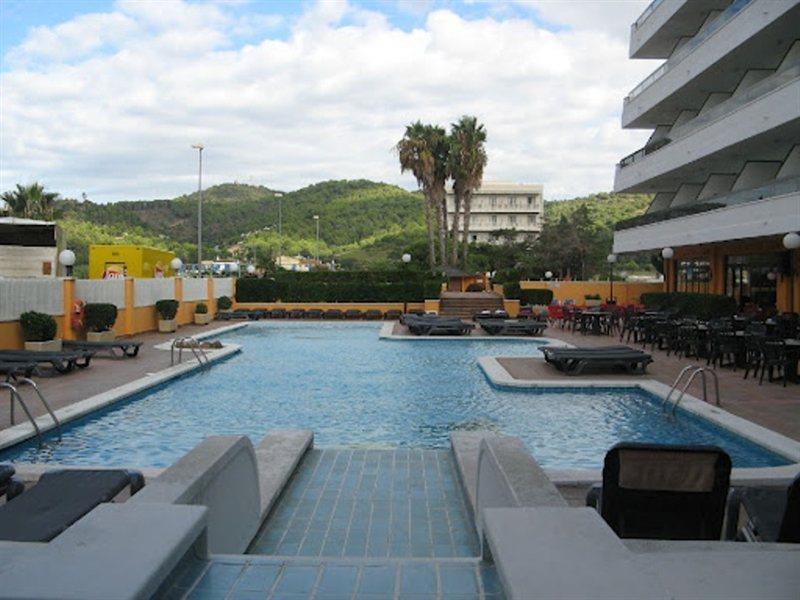 Tropic Park Hotel Malgrat de Mar Exterior photo